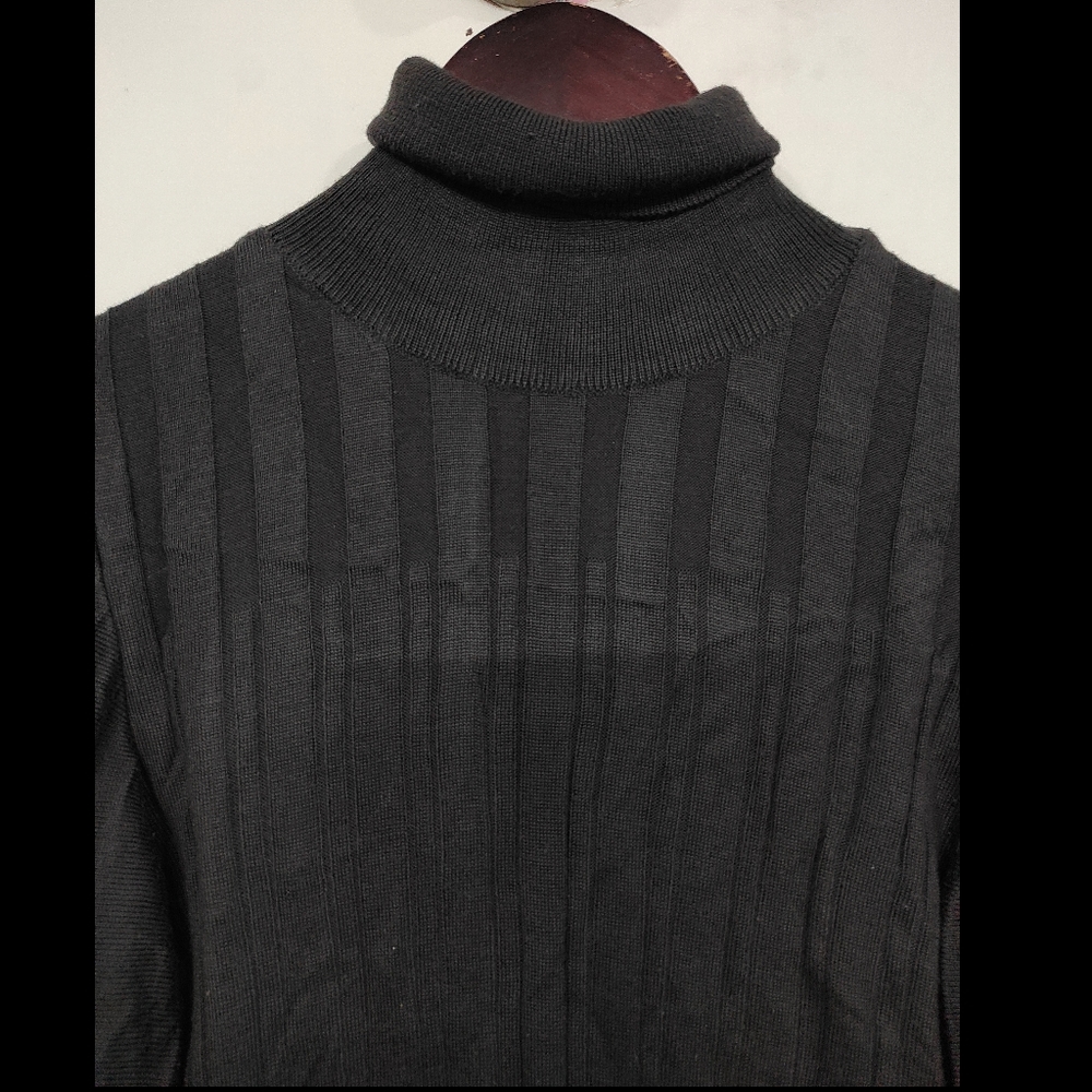 Puffed Sleeve Turtleneck sweater - Picture 7 of 11